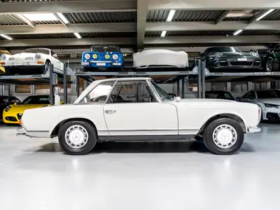 Mercedes-Benz SL 280 Pagode 1971 — Cabriolet légendaire, histoire complète garantie — Armaturenbrett