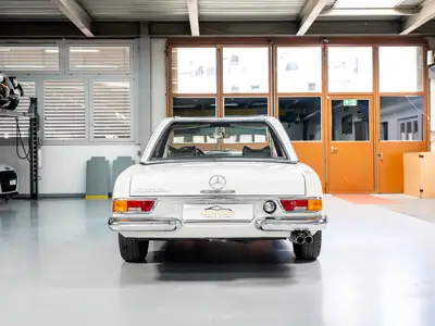 Mercedes-Benz SL 280 Pagode 1971 — Cabriolet légendaire, histoire complète garantie — Miniatur 7