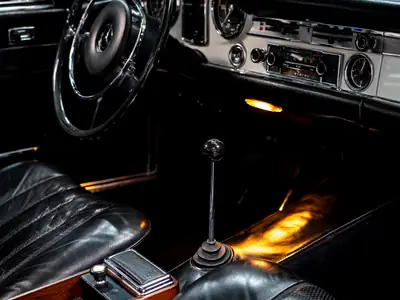 Mercedes-Benz SL 280 Pagode 1971 — Cabriolet légendaire, histoire complète garantie — Miniatur 16