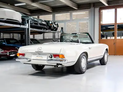 Mercedes-Benz SL 280 Pagode 1971 — Cabriolet légendaire, histoire complète garantie — Miniatur 23