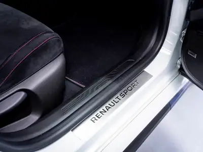 Renault Mégane Trophy 300 — Sportive 300 ch, entretien Renault complet — Miniatur 29