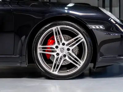 Porsche 911 Targa 4S — Chef-d'œuvre cabriolet, 355 ch et traction intégrale — Miniatur 9