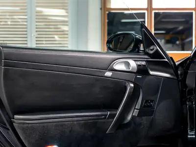 Porsche 911 Targa 4S — Chef-d'œuvre cabriolet, 355 ch et traction intégrale — Miniatur 21