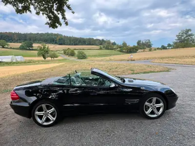 Mercedes-Benz SL 500 V8 — Roadster légendaire, 306 ch et seulement 74'700 km — Innenraum