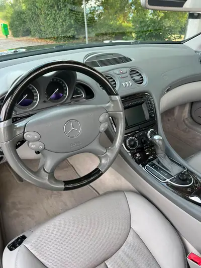 Mercedes-Benz SL 500 V8 — Roadster légendaire, 306 ch et seulement 74'700 km — Miniatur 12
