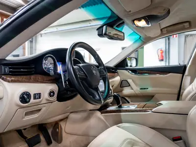 Maserati Quattroporte GTS V8 Biturbo — Berline de prestige, 530 ch, sans accident — Miniature 18