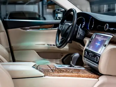 Maserati Quattroporte GTS V8 Biturbo — Berline de prestige, 530 ch, sans accident — Miniature 24
