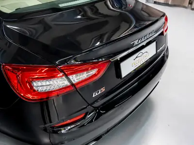 Maserati Quattroporte GTS V8 Biturbo — Berline de prestige, 530 ch, sans accident — Miniature 30