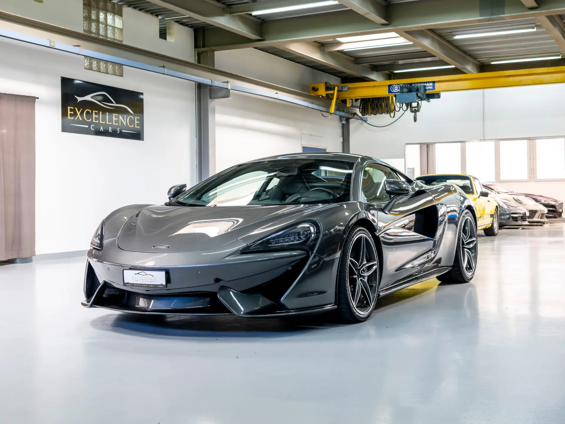 McLaren 570S Coupé — Supercar British, 570 ch, historique complet McLaren