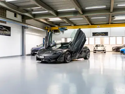 McLaren 570S Coupé — Supercar British, 570 ch, historique complet McLaren — Seitenansicht