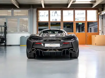 McLaren 570S Coupé — Supercar British, 570 ch, historique complet McLaren — Miniatur 7
