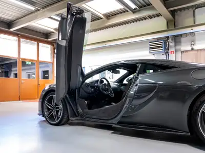 McLaren 570S Coupé — Supercar British, 570 ch, historique complet McLaren — Miniatur 11
