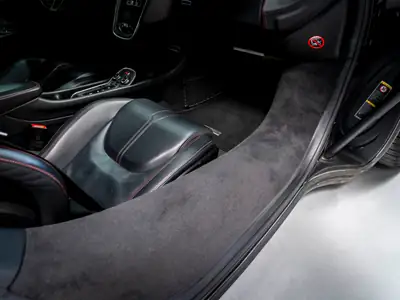 McLaren 570S Coupé — Supercar British, 570 ch, historique complet McLaren — Miniatur 21