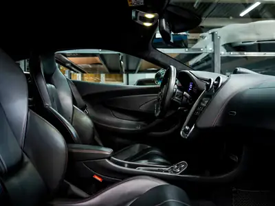 McLaren 570S Coupé — Supercar British, 570 ch, historique complet McLaren — Miniatur 19