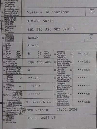 Toyota Auris Touring Sports 1.8 Hybrid — Monospace écologique et spacieux, 195 000 km — Miniature 13