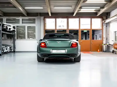Bentley Continental Supersports Convertible 6.0 — Cabriolet sportif 630 ch, historique Bentley complet — Miniature 8