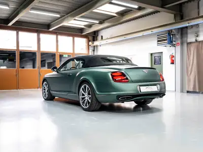 Bentley Continental Supersports Convertible 6.0 — Cabriolet sportif 630 ch, historique Bentley complet — Miniature 9