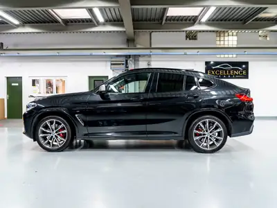 BMW X4 xDrive 48V M40d — SUV coupé premium diesel mild-hybrid, 96 500 km — interni