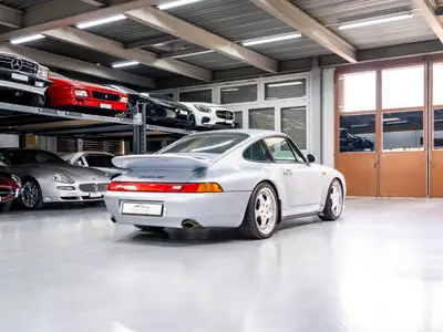 Porsche 911 Carrera RS 1995 — Légende des années 90, 300 ch purs — Detail