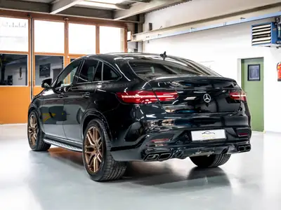 Mercedes-Benz GLE 63 AMG Coupé — Performance 585 ch, design musclé, kilométrage maîtrisé — Miniatur 8