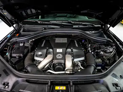 Mercedes-Benz GLE 63 AMG Coupé — Performance 585 ch, design musclé, kilométrage maîtrisé — Miniatur 29
