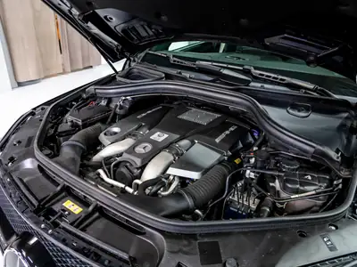 Mercedes-Benz GLE 63 AMG Coupé — Performance 585 ch, design musclé, kilométrage maîtrisé — Miniatur 28