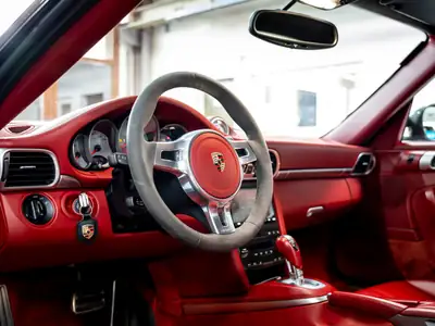 Porsche 911 Carrera 4S PDK — Coupé haute performance, 93 850 km, intérieur Bordeaux — Miniatur 15