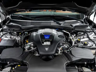 Maserati Ghibli S Q4 — Berline de prestige 430 ch, 38'000 km seulement — Miniatur 27