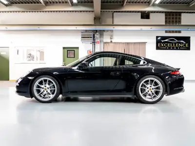 Porsche 911 Carrera 4 PDK 2015 — Coupé sportif légendaire, full options origine Suisse — Innenraum