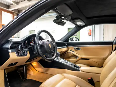 Porsche 911 Carrera 4 PDK 2015 — Coupé sportif légendaire, full options origine Suisse — Miniatur 14