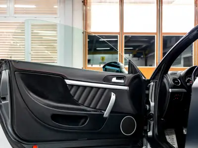 Alfa Romeo Spider 1.8 TBi — Cabriolet sportif serie spéciale Italia Independent, 61000 km — Miniatur 16