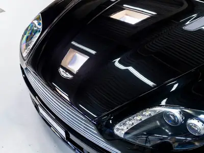 Aston Martin V8 Vantage 4.7 Sportshift — Coupé sportif britannique d'exception, 89 900 km — Miniature 30