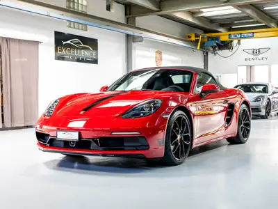 Porsche 718 Boxster 2.0 PDK — Cabriolet sportif, 300 ch, quasi neuf, 1 propriétaire — Außenansicht