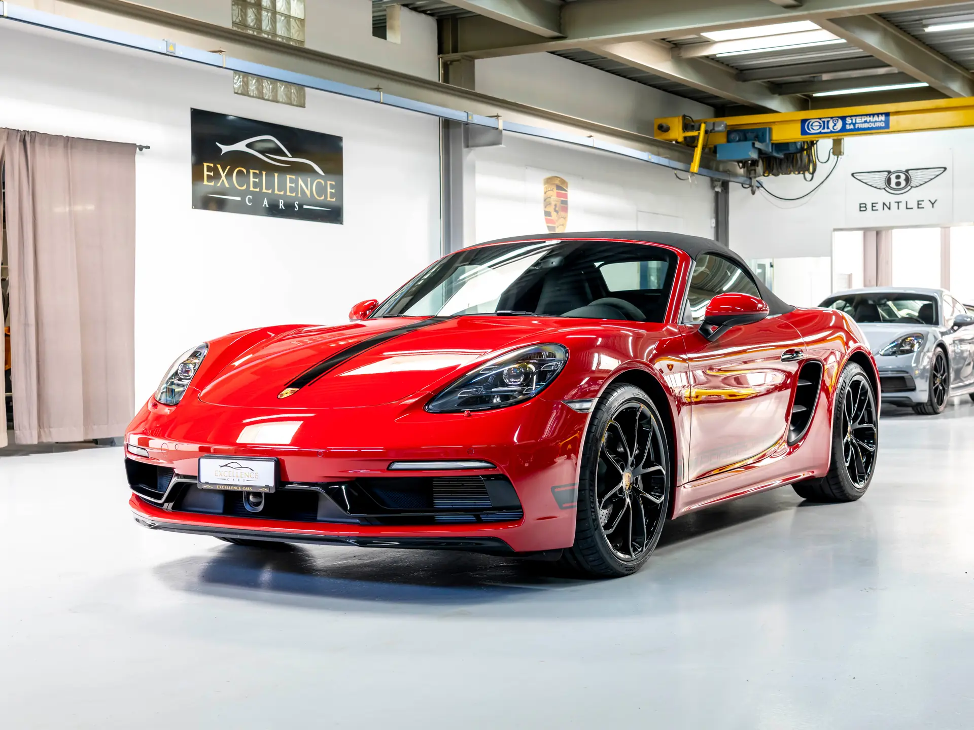 Porsche 718 Boxster 2.0 PDK — Cabriolet sportif, 300 ch, quasi neuf, 1 propriétaire
