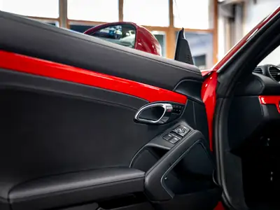 Porsche 718 Boxster 2.0 PDK — Cabriolet sportif, 300 ch, quasi neuf, 1 propriétaire — Miniatur 18