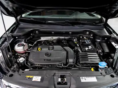 Skoda Karoq 1.5 TSI Scout 4x4 — SUV polyvalent, 4 roues motrices, un propriétaire — Miniature 29
