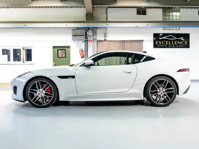 Jaguar F-Type Coupé 3.0 V6 S/C AWD — Superbe coupé sportif, moteur surcompressé 380 ch — Innenraum