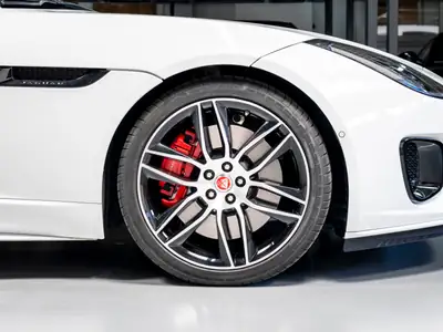 Jaguar F-Type Coupé 3.0 V6 S/C AWD — Superbe coupé sportif, moteur surcompressé 380 ch — Miniatur 9