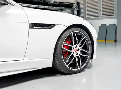 Jaguar F-Type Coupé 3.0 V6 S/C AWD — Superbe coupé sportif, moteur surcompressé 380 ch — Miniatur 13
