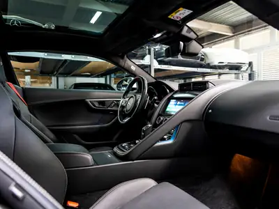 Jaguar F-Type Coupé 3.0 V6 S/C AWD — Superbe coupé sportif, moteur surcompressé 380 ch — Miniatur 23