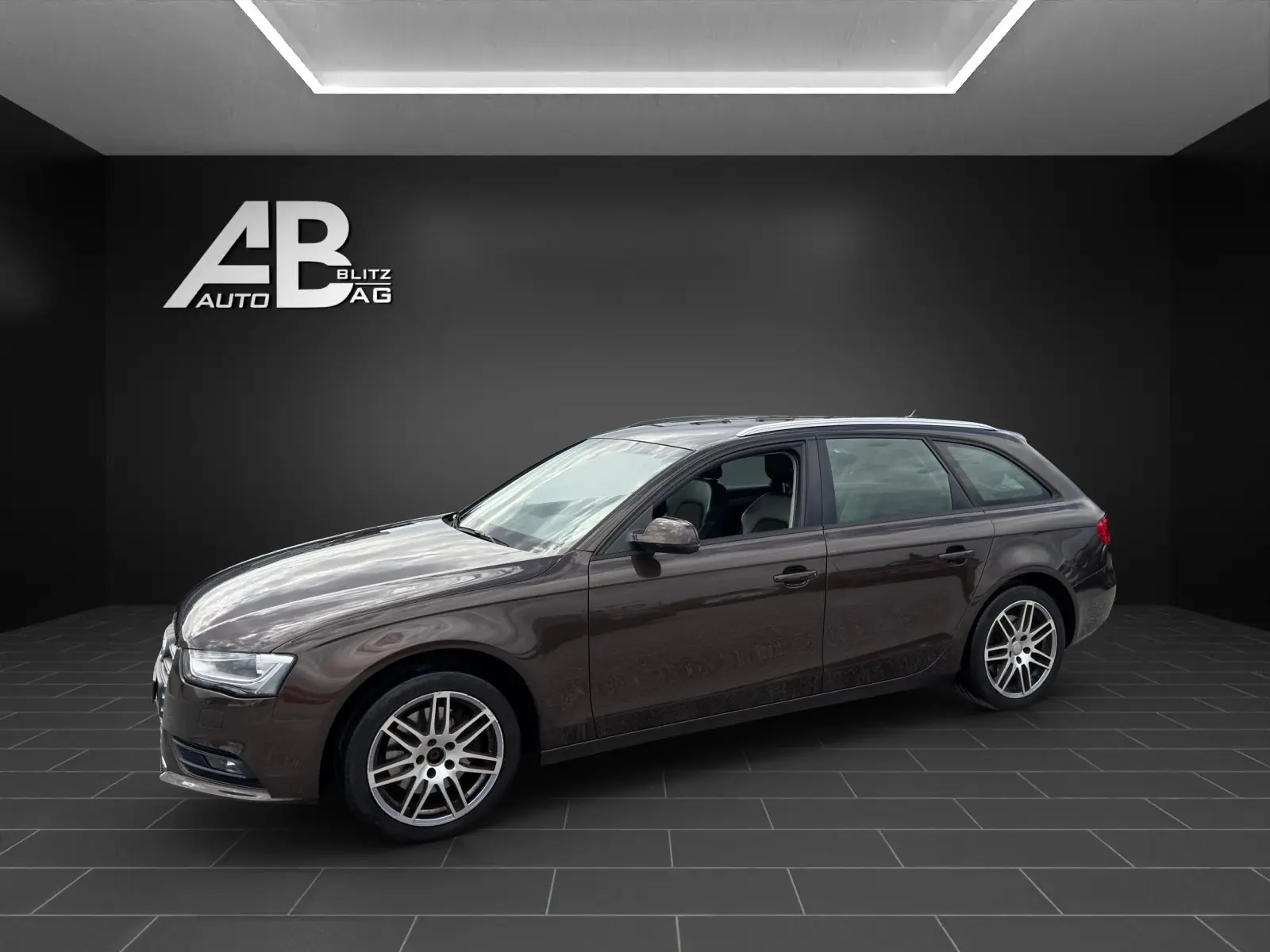 Audi A4 2013 occasion Hunzenschwil — 2