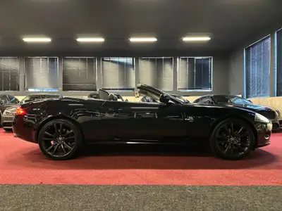 Jaguar XK 4.2 V8 2006 — Cabriolet sportif British, 298 ch sans compromis — Innenraum