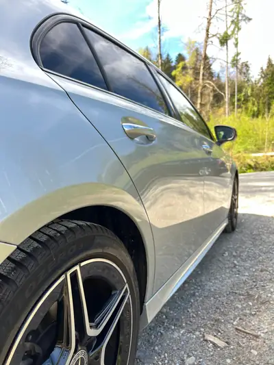 Mercedes-Benz Classe A 180 Night Star — Compacte urbaine élégante, première main et service gratuit — Thumbnail 7