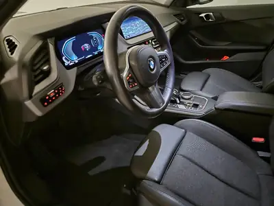 BMW 120d xDrive — Berline diesel performante, traction intégrale, expertisée — tableau de bord
