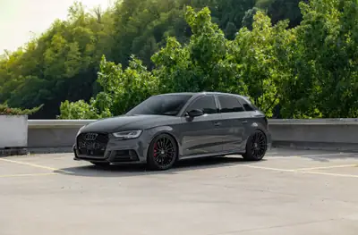 Audi S3 2.0 T FSI Quattro — Berline sportive 310 ch, transmission S-Tronic — Außenansicht