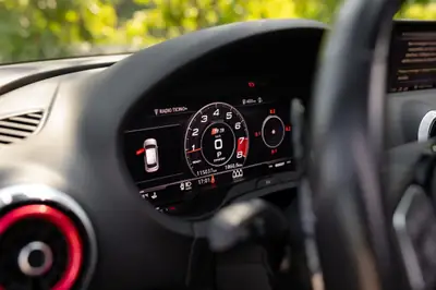 Audi S3 2.0 T FSI Quattro — Berline sportive 310 ch, transmission S-Tronic — Miniatur 14