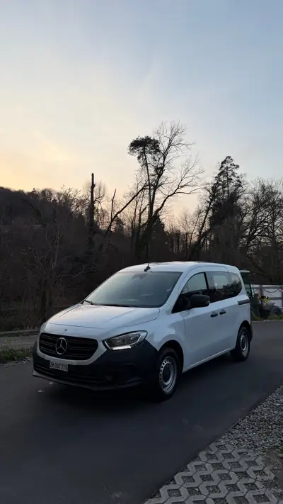 Mercedes-Benz Citan 2024 — Utilitaire compact fiable, 32 000 km, équipé Apple CarPlay — vista esterna
