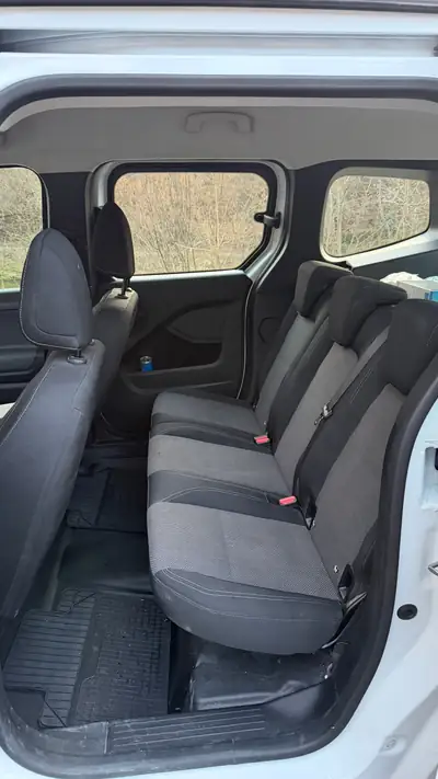 Mercedes-Benz Citan 2024 — Utilitaire compact fiable, 32 000 km, équipé Apple CarPlay — Miniatura 8