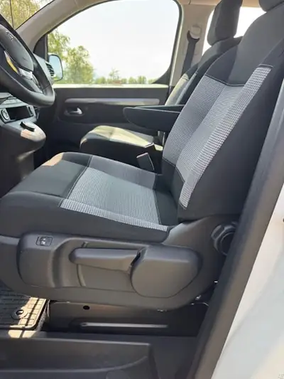 Citroën Spacetourer Vanster — 8-places, cuisine & lit intégrés, 177 ch automatique — Detail