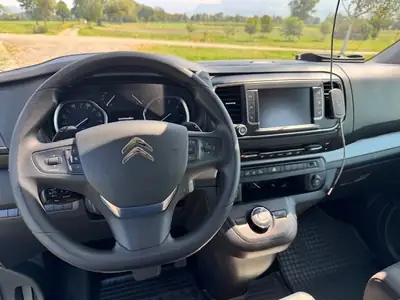 Citroën Spacetourer Vanster — 8-places, cuisine & lit intégrés, 177 ch automatique — Miniatur 8